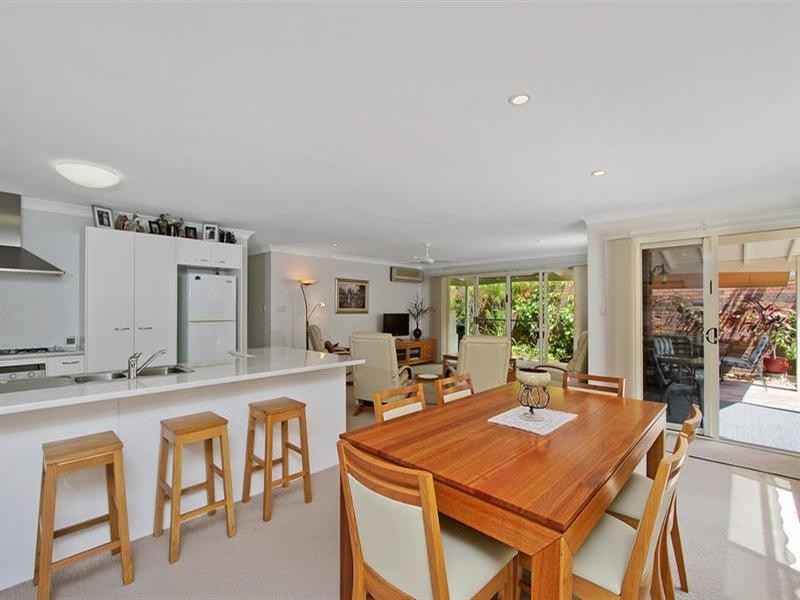 5 Jaguar Drive, Bundall QLD 4217