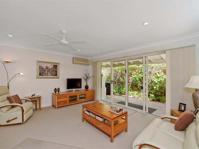 5 Jaguar Drive, Bundall QLD 4217