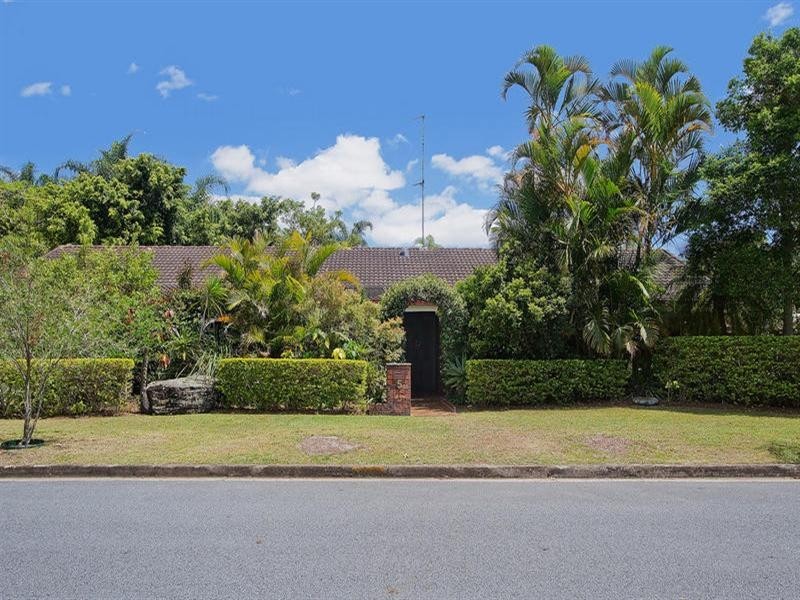 5 Jaguar Drive, Bundall QLD 4217