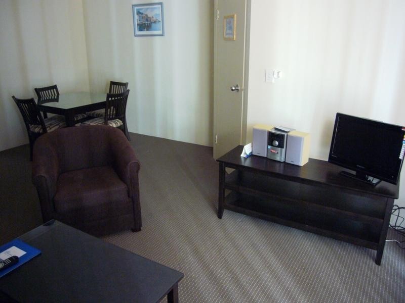 6 Chevron Palm Waters.  48 Stanhill Drive, Chevron Island QLD 4217