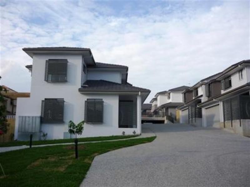 1 Belmont Grange. 139 Cotlew Street, Ashmore QLD 4214