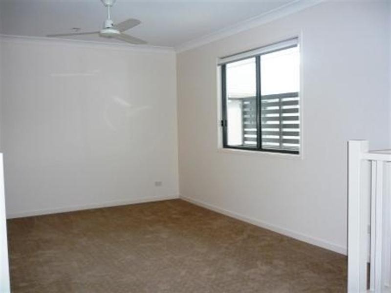 7 Belmont Grange. 139 Cotlew Street, Ashmore QLD 4214