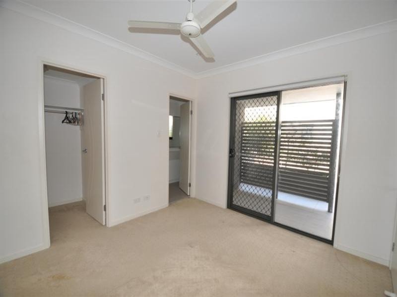 6 Belmont Grange.  139 Cotlew Street, Ashmore QLD 4214