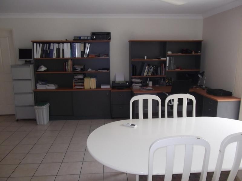 11 Yaldara Street, Pacific Pines QLD 4211