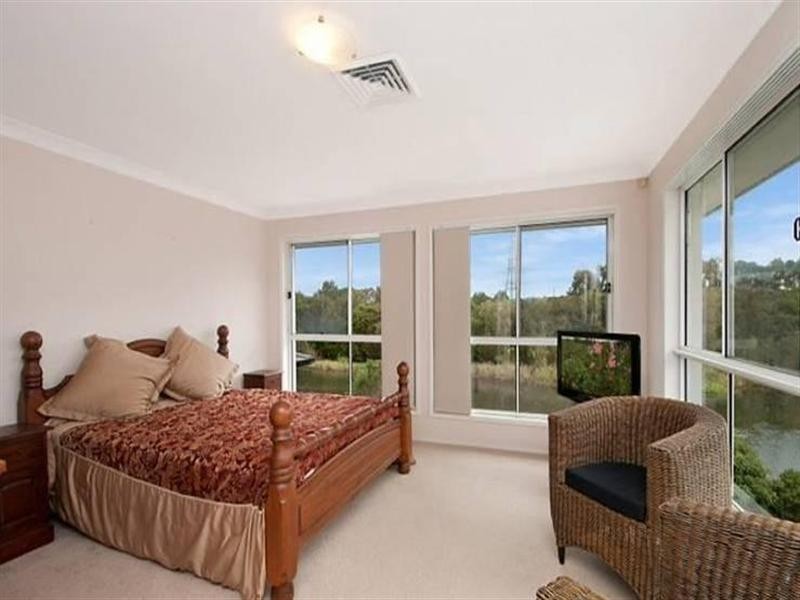 36 Martingale Circuit, Clear Island Waters QLD 4226