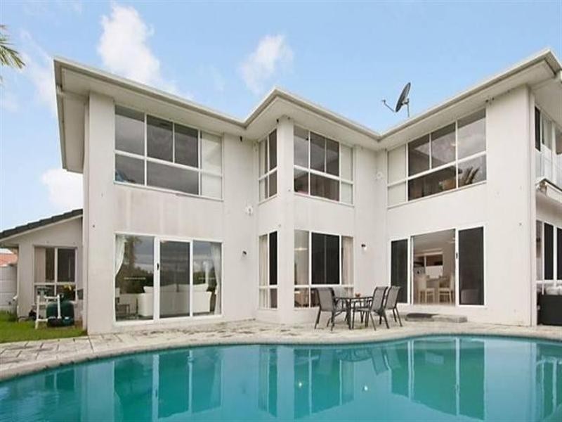 36 Martingale Circuit, Clear Island Waters QLD 4226