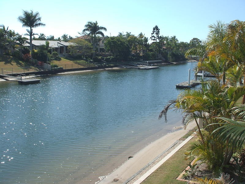 48 Charolais Crescent, Benowa QLD 4217