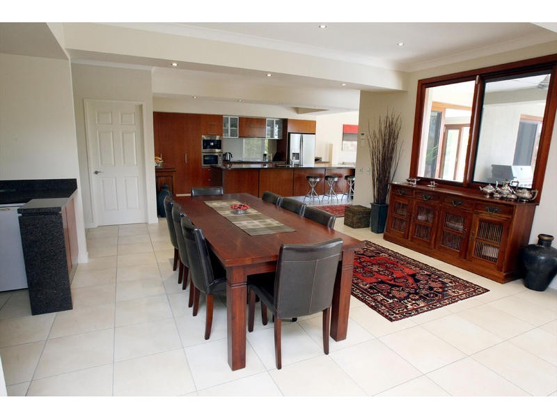 48 Charolais Crescent, Benowa QLD 4217