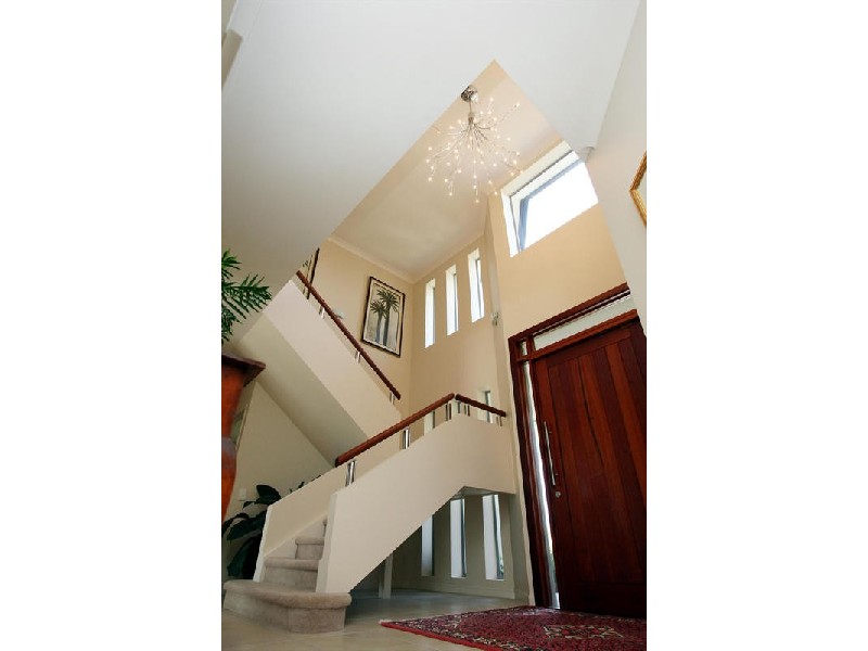 48 Charolais Crescent, Benowa QLD 4217