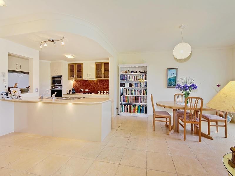 1064 The Cove.  Emerald Lakes.  1 The Cove Crescent, Carrara QLD 4211