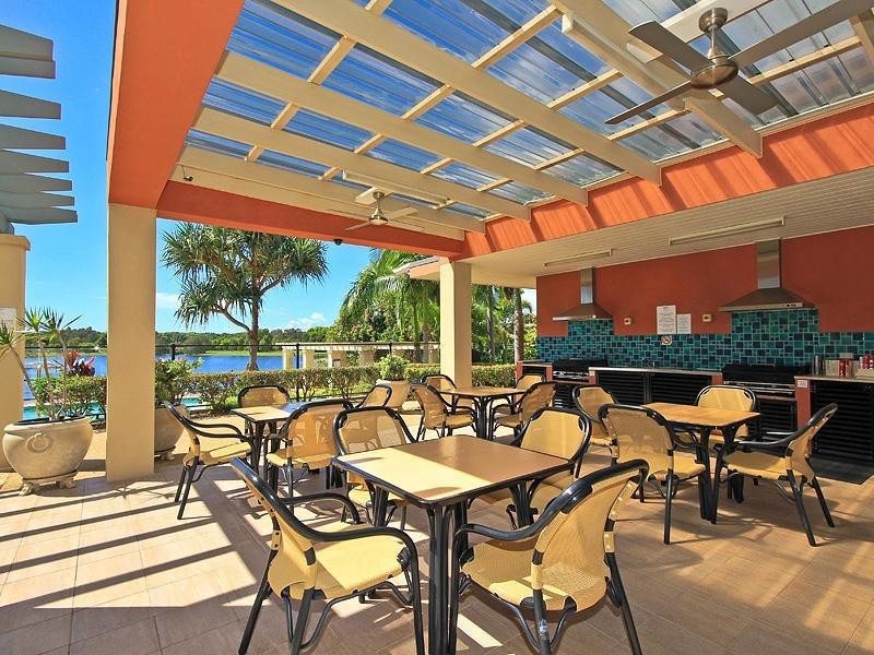 1064 The Cove.  Emerald Lakes.  1 The Cove Crescent, Carrara QLD 4211