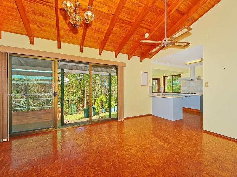 6 Crocus Way, Gaven QLD 4211
