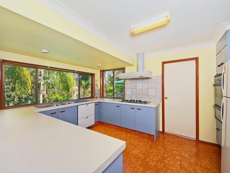 6 Crocus Way, Gaven QLD 4211