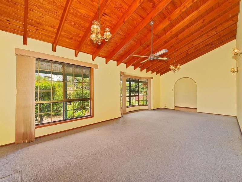 6 Crocus Way, Gaven QLD 4211