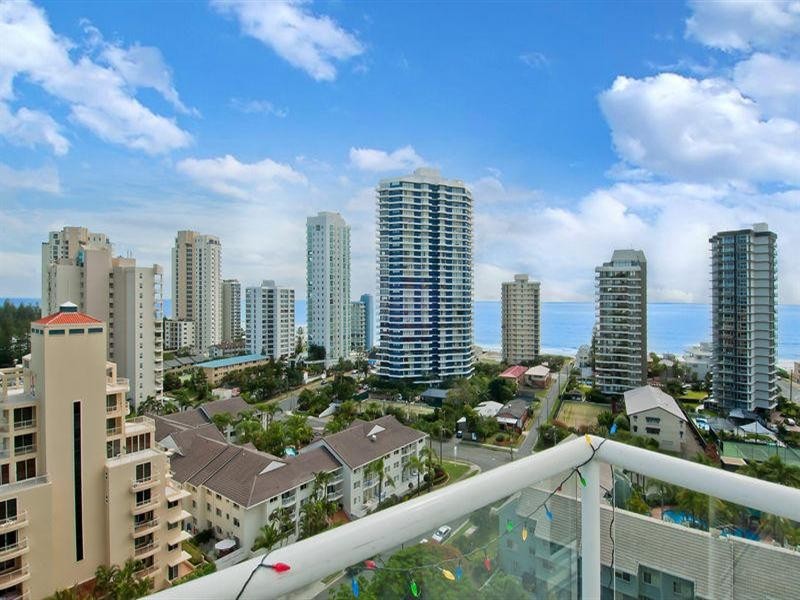 61 The Crest Main Beach.  15 Breaker Street, Main Beach QLD 4217