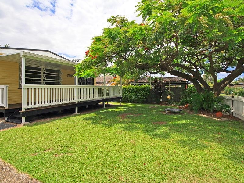 39 Eileen Avenue, Southport QLD 4215