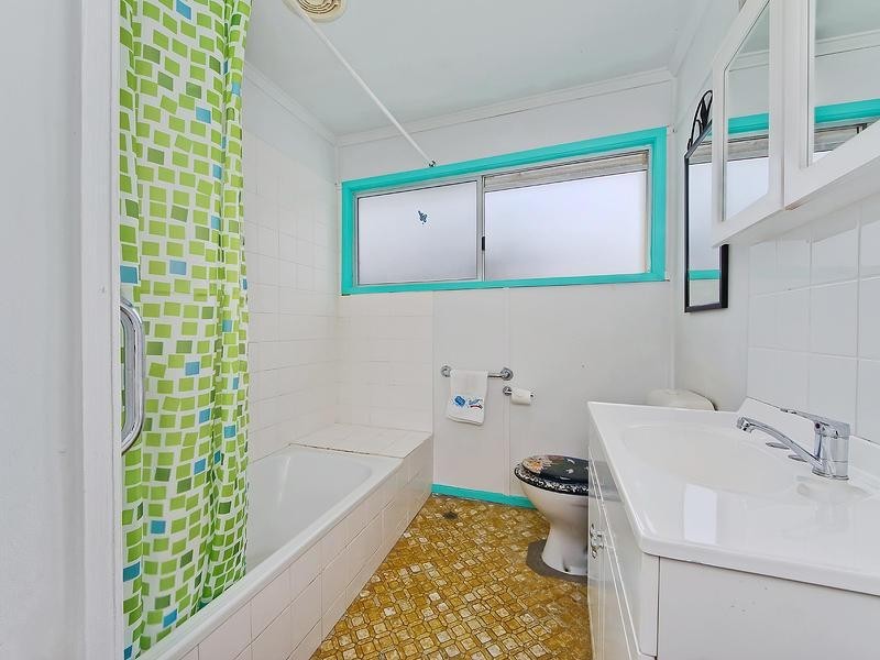 39 Eileen Avenue, Southport QLD 4215