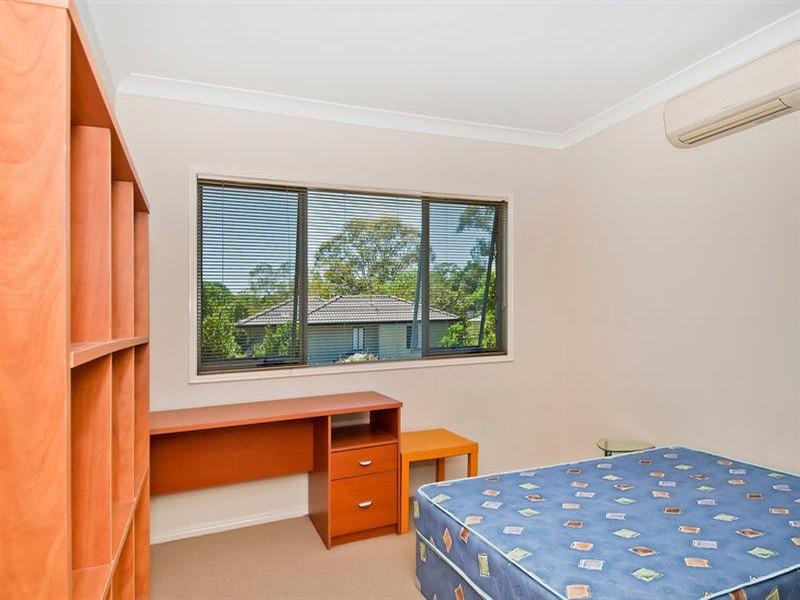 1/60 Minnie Street, Southport QLD 4215