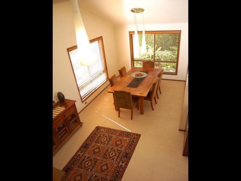 20 Palona Place, Ashmore QLD 4214