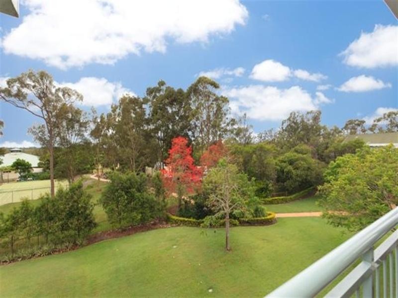 13 76 Chichester Drive, Arundel QLD 4214