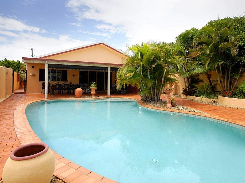 Isle Of Capri QLD 4217