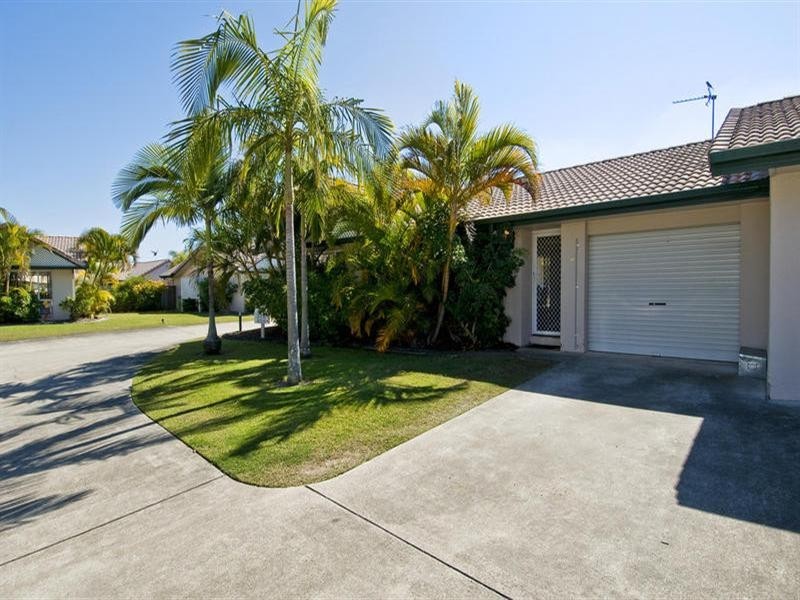 27 Surfers Palms East.  30 St Kevins Avenue, Benowa QLD 4217