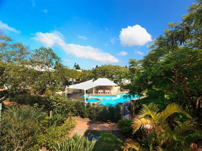 2129 South Shields.  Royal Pines Resort, 380 Ashmore Ro, Benowa QLD 4217