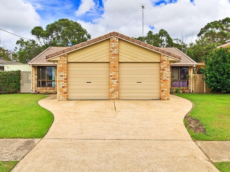 24 Binstead Drive, Southport QLD 4215