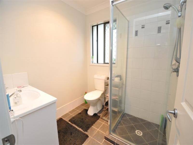 240 Benowa Road, Benowa QLD 4217