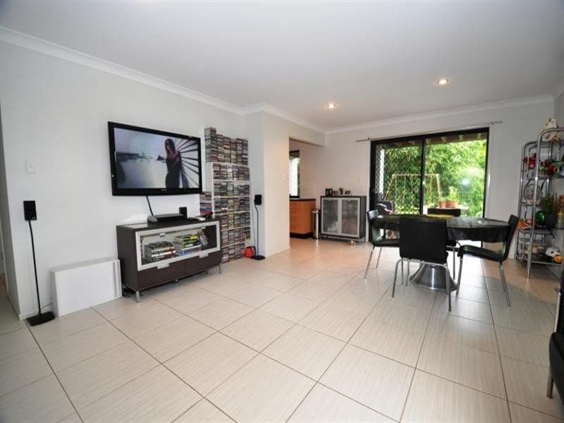 240 Benowa Road, Benowa QLD 4217