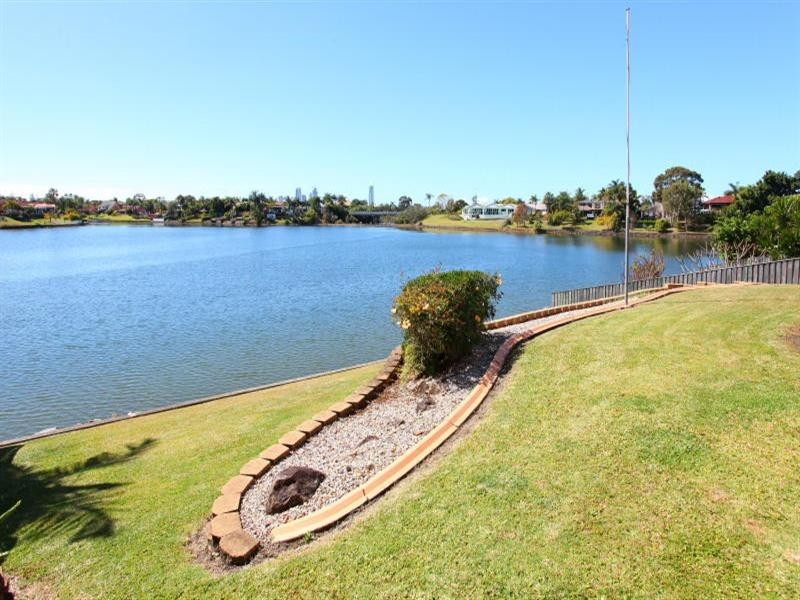 23 Cabana Boulevard, Benowa QLD 4217