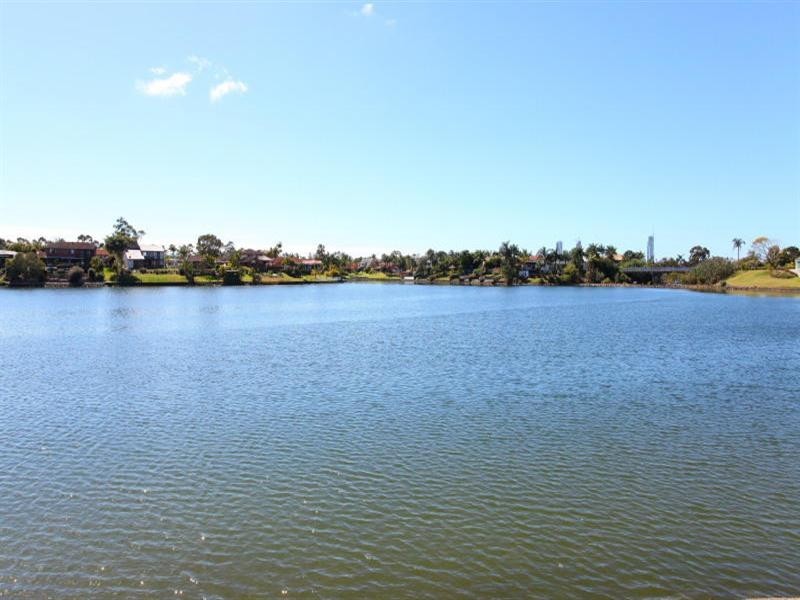 23 Cabana Boulevard, Benowa QLD 4217