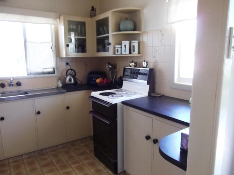 10 Beatty Street, Southport QLD 4215