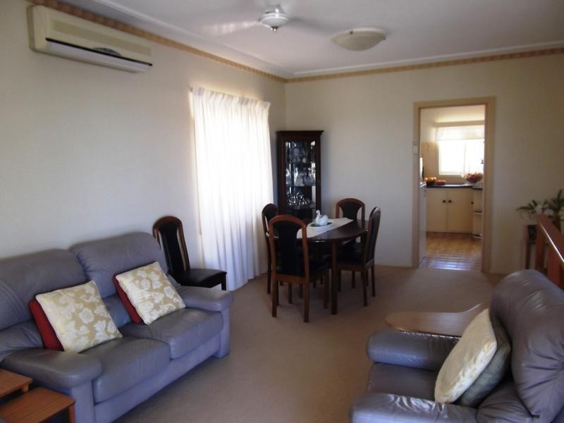 10 Beatty Street, Southport QLD 4215