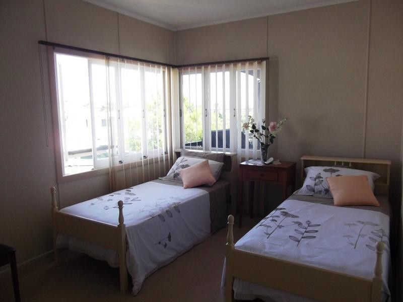 10 Beatty Street, Southport QLD 4215