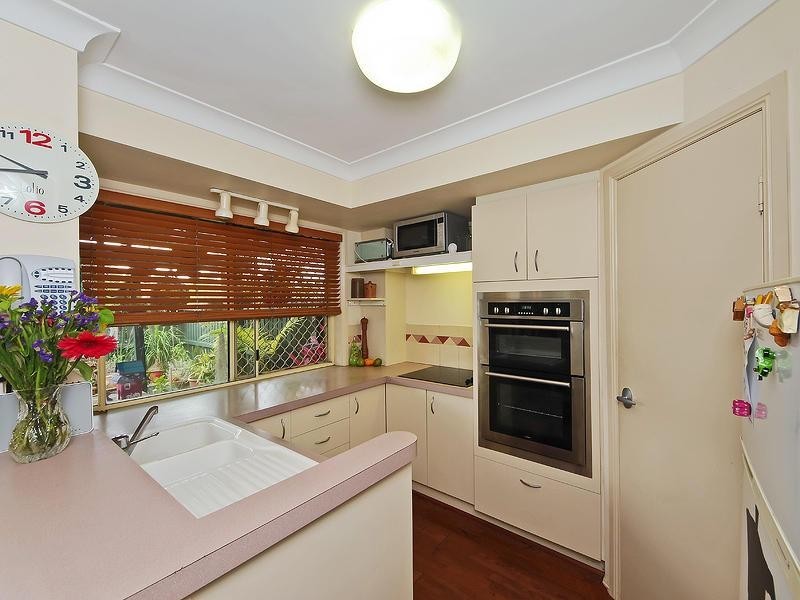 3 Tristan Place.  23 Tristan Court, Benowa QLD 4217