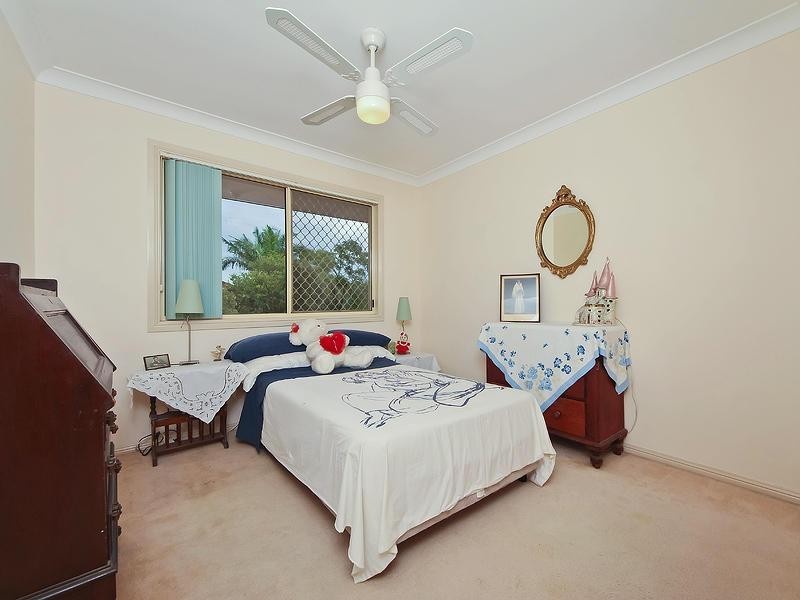 3 Tristan Place.  23 Tristan Court, Benowa QLD 4217
