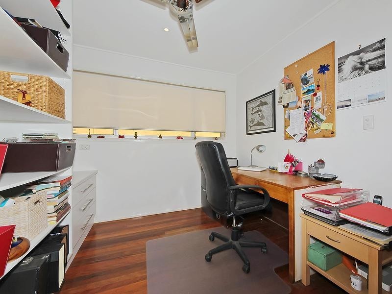 9 Yacht Street, Southport QLD 4215