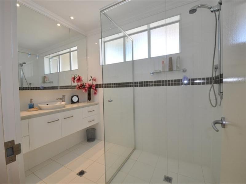 66 Nicklaus Court. Lakelands Signature Living., Merrimac QLD 4226