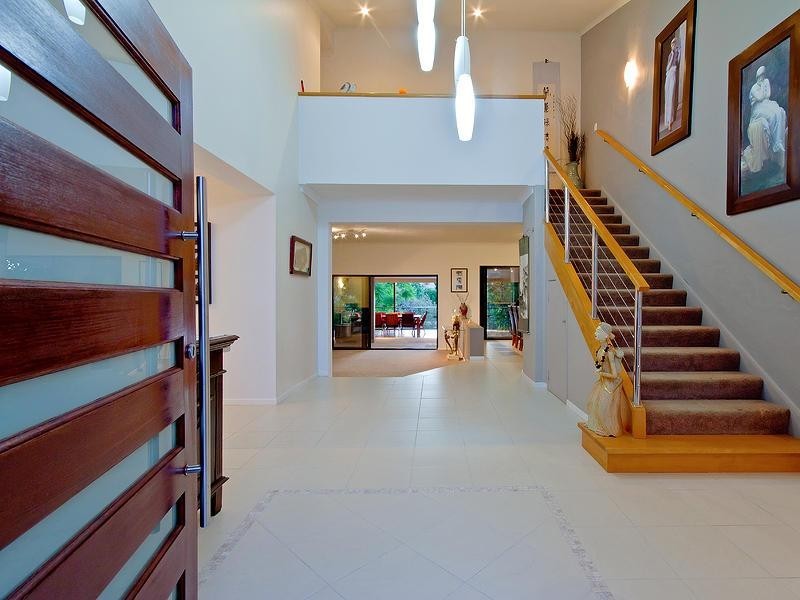 16 Blair Athol Crescent, Sorrento QLD 4217