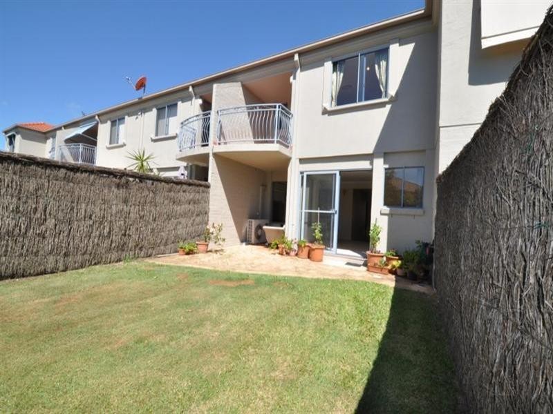 30 Phoenix Palms. 1 Bronberg Court, Southport QLD 4215