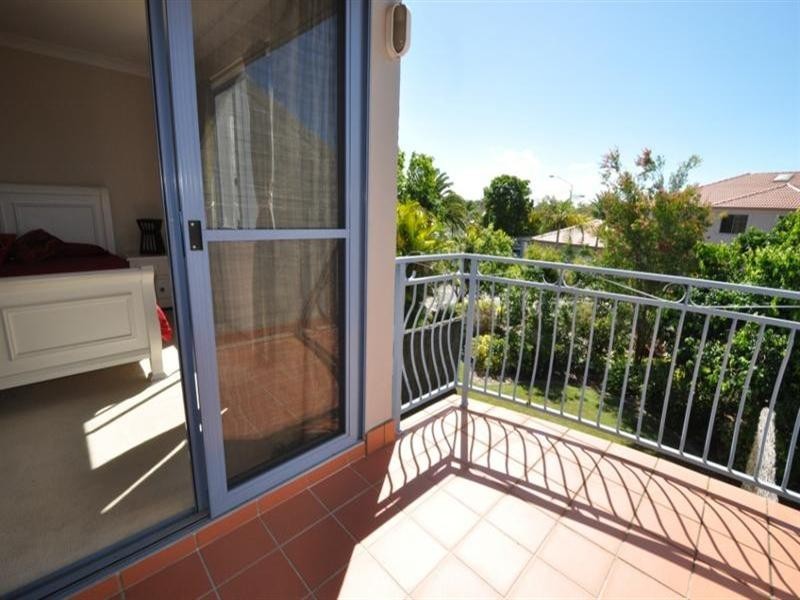 30 Phoenix Palms. 1 Bronberg Court, Southport QLD 4215