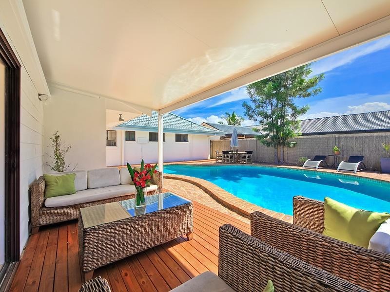 18 Tiwi Street, Sorrento QLD 4217