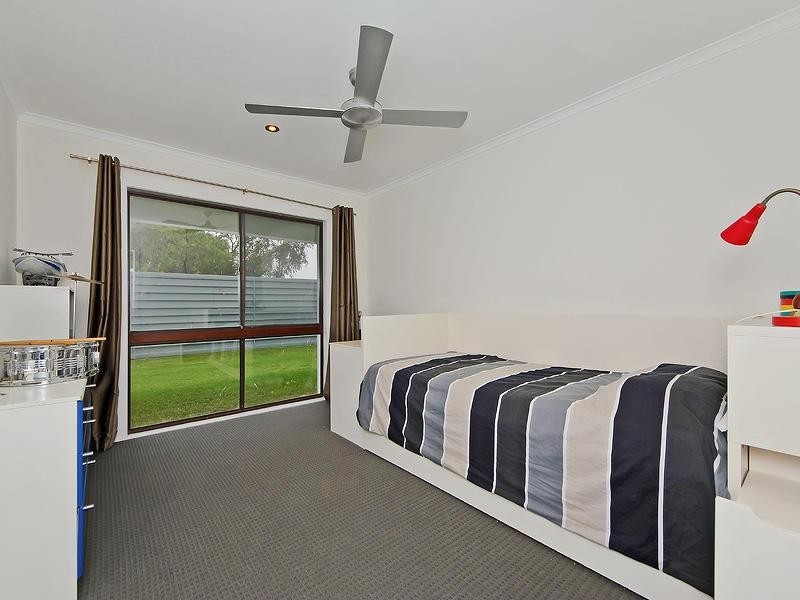 18 Tiwi Street, Sorrento QLD 4217