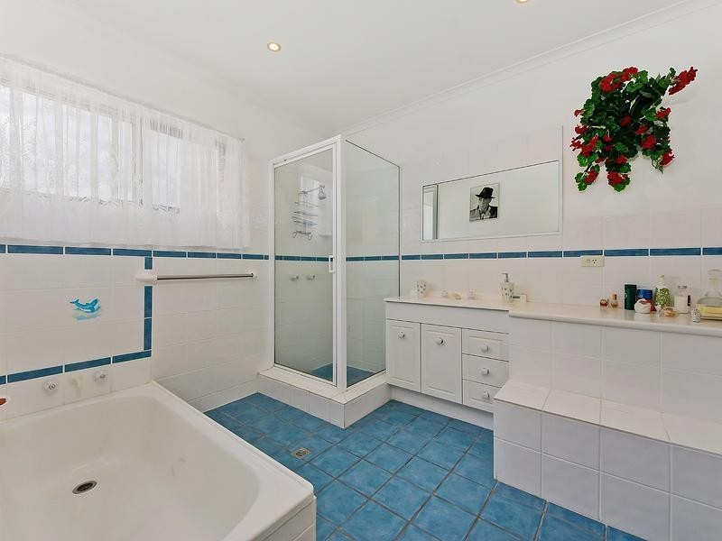 3 Birtwistle Street, Southport QLD 4215