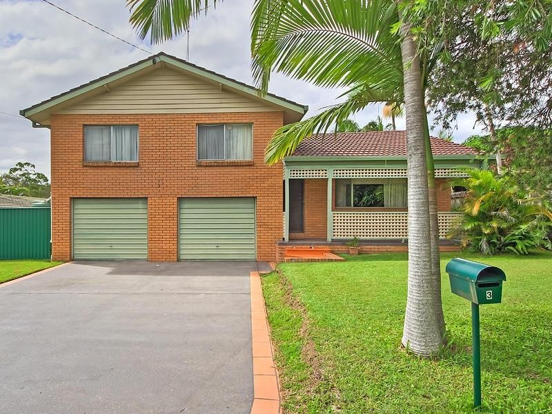 3 Birtwistle Street, Southport QLD 4215