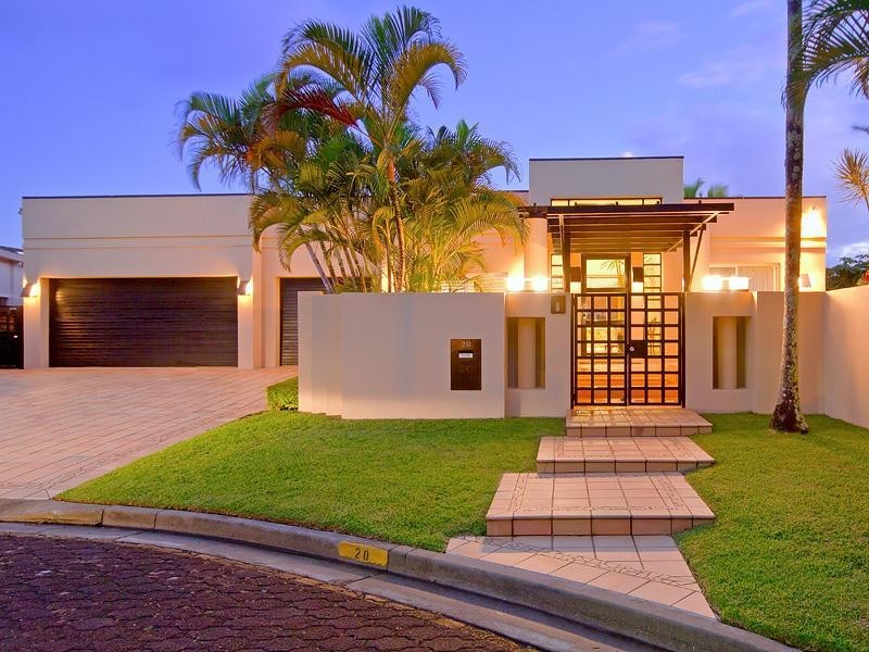 20 St Tropez Terrace, Sorrento QLD 4217
