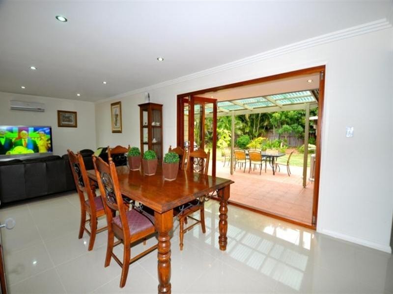 38 Lochinvar Court, Ashmore QLD 4214
