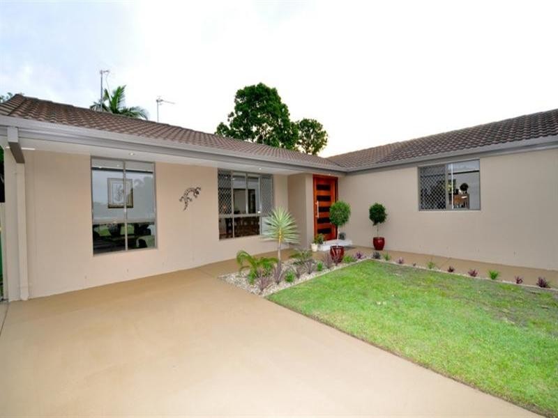 38 Lochinvar Court, Ashmore QLD 4214