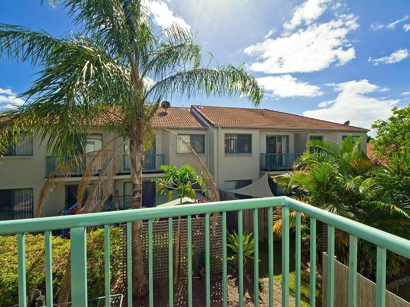 11 Benowa Lodge.  87 Heeb Street, Ashmore QLD 4214